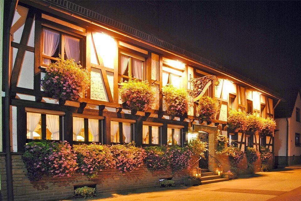 Hotel Dernbachtal Exterior photo